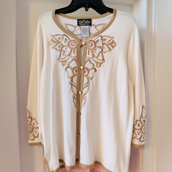 GORGEOUS BOB MACKIE 3-BUTTON CARDIGAN SWEATER SIZE XL - Picture 1 of 10